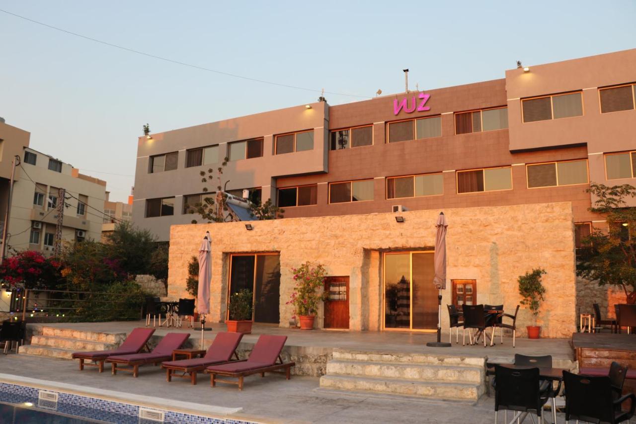 VU'Z Hotel Byblos Buitenkant foto